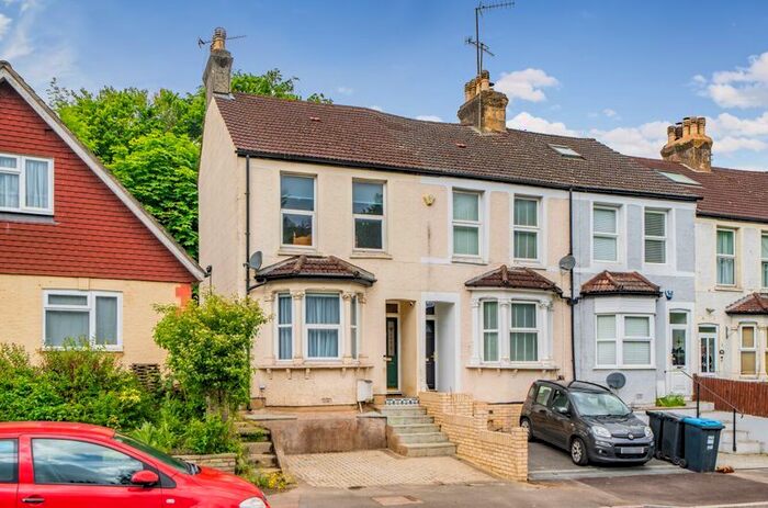 2 Bedroom End Of Terrace House To Rent In Godstone Road, Whyteleafe, CR3