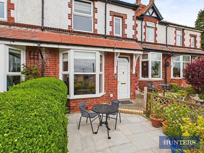 3 Bedroom Terraced House For Sale In Mount View, Muston, Filey, YO14