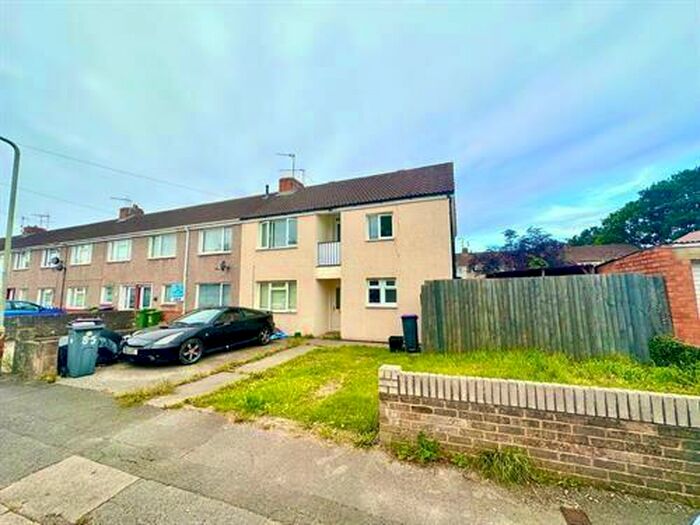2 Bedroom Flat To Rent In Trem Twyn Barlwn, Cwmbran, NP44