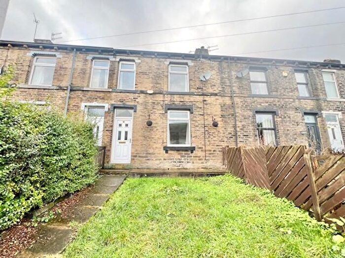 2 Bedroom House To Rent In Livingstone Street North, Halifax, HX2