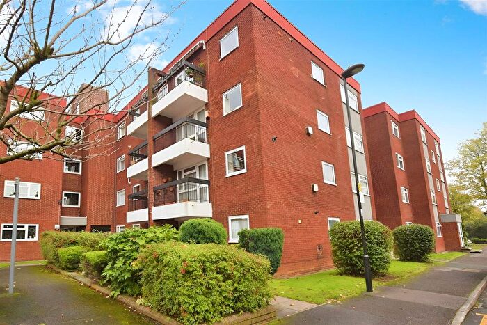 1 Bedroom Flat To Rent In Grange Gardens, London, N14