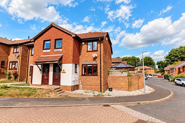 3 Bedroom Semi Detached House For Sale In Cremer Place, Faversham, ME13