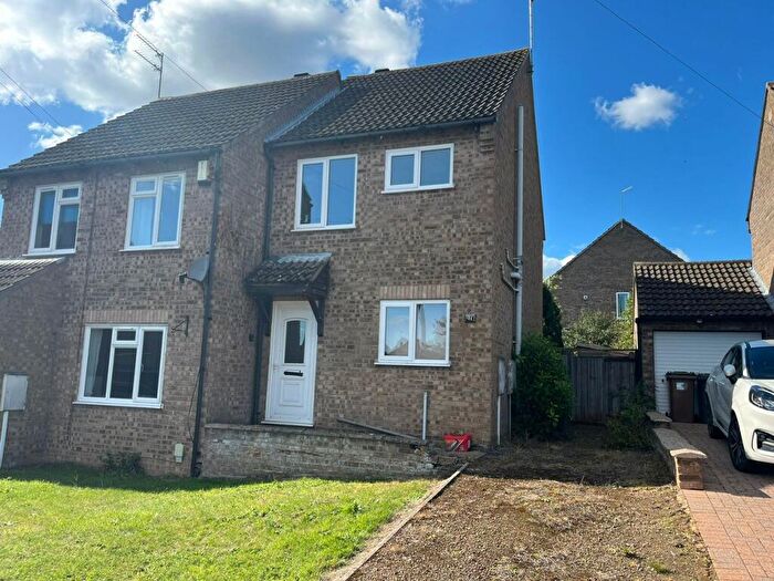 2 Bedroom Semi-Detached House For Sale In Spencer Road, Long Buckby, NN6