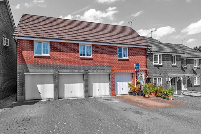 2 Bedroom Town House For Sale In Abbey Close, Shepshed, Loughborough, LE12