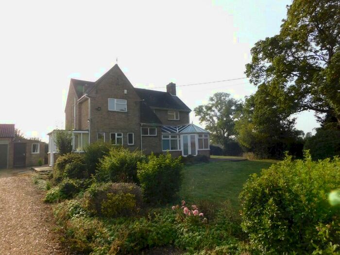 4 Bedroom Detached House To Rent In Guntons Road, PE6