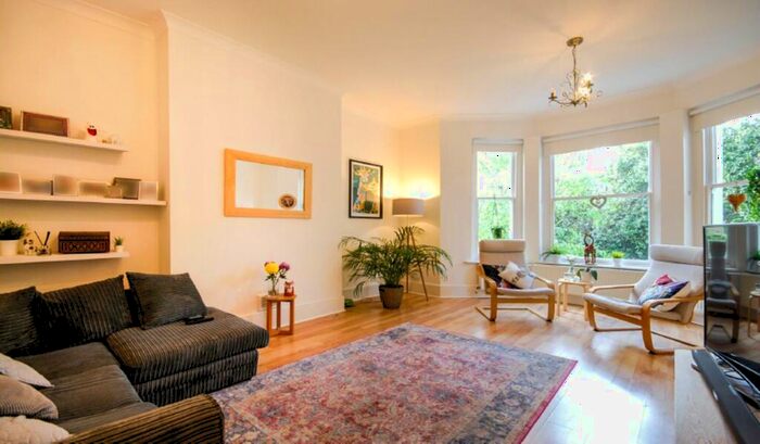 2 Bedroom Apartment To Rent In Kidbrooke Park Road, London, SE3