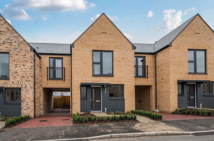 3 Bedroom Semi Detached House To Rent In Harebell Way, Winchester, Hampshire, SO22