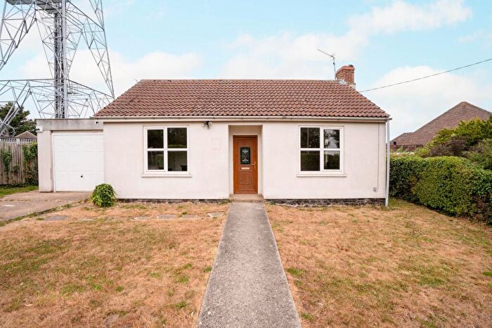 3 Bedroom Bungalow For Sale In Wilburton Road, Haddenham, CB6