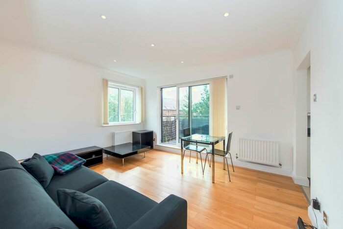 1 Bedroom Flat To Rent In Providence Square, London, SE1