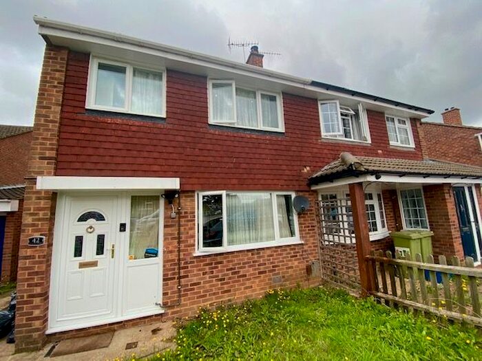 3 Bedroom Semi-Detached House To Rent In Hunter Drive, Bletchley, Milton Keynes, MK2