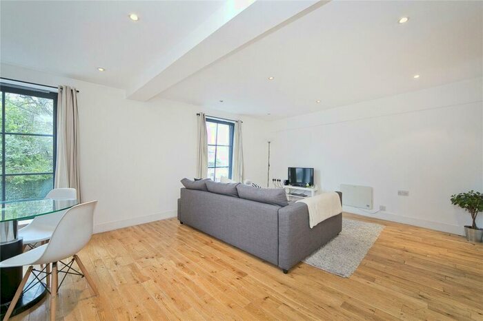 2 Bedroom Flat To Rent In York Way, Hillmarton Conservation Area, N7