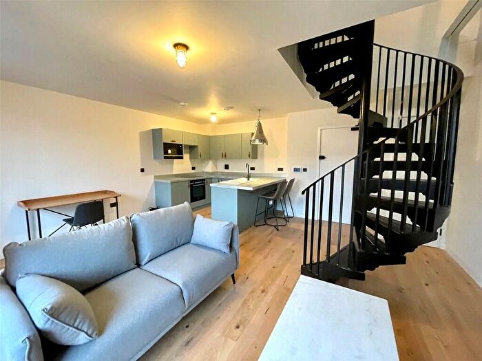 1 Bedroom Flat To Rent In Derwent House, Mary Ann Street, Birmingham, B3