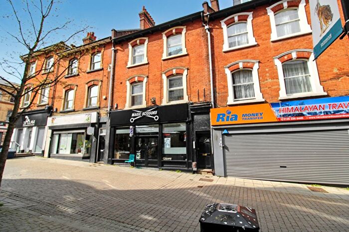 6 Bedroom Property For Sale In Union Street, Aldershot, Hampshire, GU11