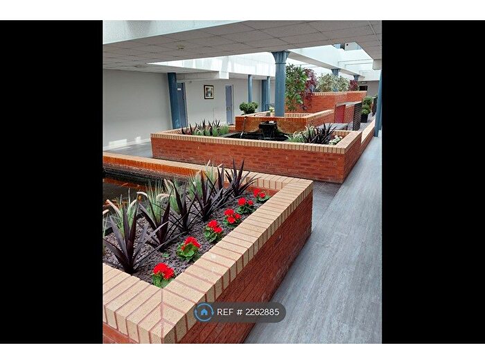 2 Bedroom Maisonette To Rent In Victoria Mansions, Preston, PR2