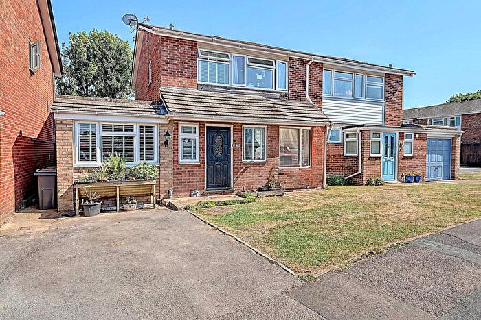 3 Bedroom Semi-Detached House For Sale In Wellfield, Hazlemere, High Wycombe, Buckinghamshire, HP15