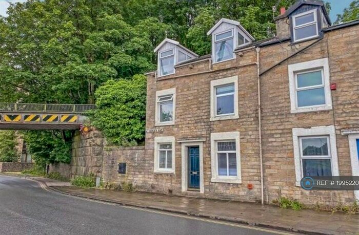 3 Bedroom End Of Terrace House To Rent In St. Georges Quay, Lancaster, LA1