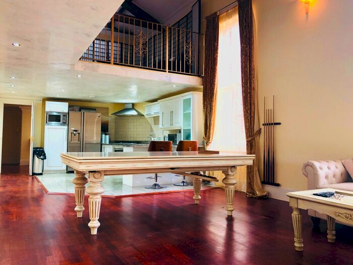 3 Bedroom Flat To Rent In Princess Park Manor, Royal Drive, London, N11