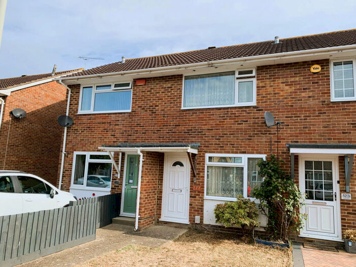 2 Bedroom Terraced House To Rent In Hewitt Road, Poole, BH15