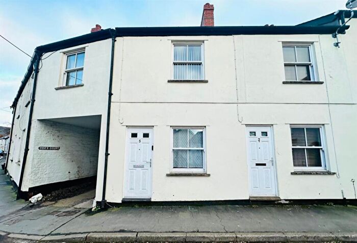 5 Bedroom End Of Terrace House For Sale In Park Street, Tiverton, EX16