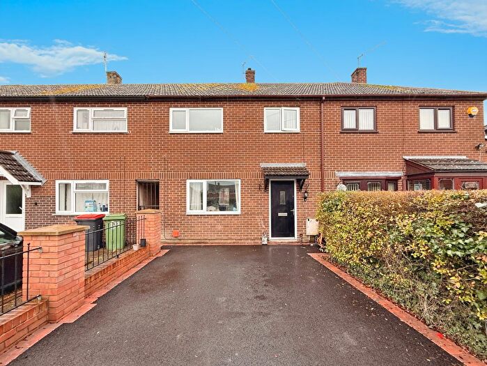 3 Bedroom Terraced House For Sale In School Road, Donnington, Telford, TF2