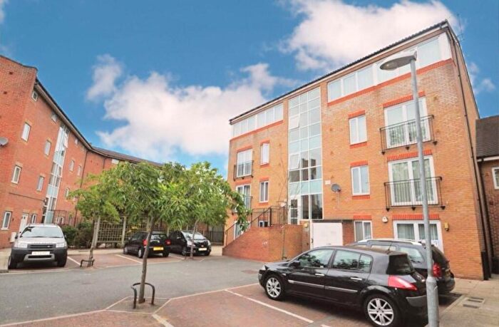 1 Bedroom Apartment To Rent In Carmichael Close, Ruislip, HA4