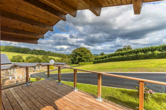 2 Bedroom Mobile Home For Sale In Lower Bardley Court, Stottesdon, Worcestershire, DY14