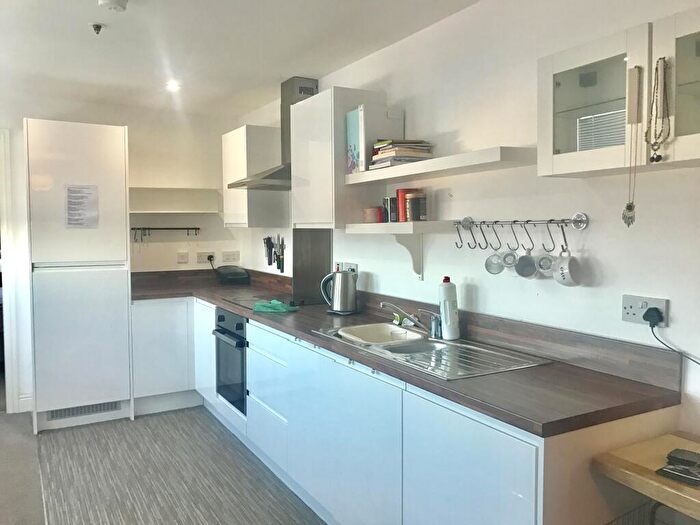 2 Bedroom Apartment To Rent In Benbow Street, Sale, M33