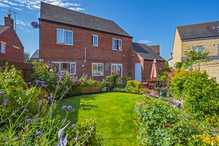 4 Bedroom Terraced House For Sale In Mir Crescent, Swindon, SN25