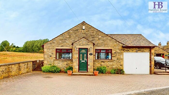 3 Bedroom Detached Bungalow For Sale In Cooper Lane, Halifax, HX3