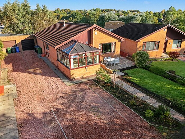 3 Bedroom Bungalow For Sale In Broom Avenue, Erskine, Renfrewshire, PA8