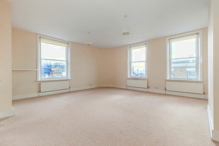1 Bedroom Flat To Rent In Chestnut Grove, Balham, SW12