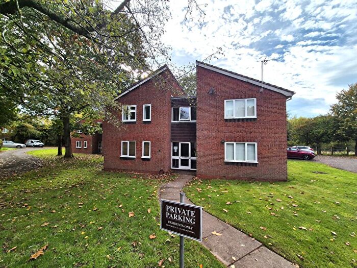 Flat To Rent In Newhall Farm Close, Sutton Coldfield, B76