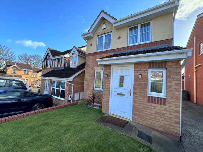 3 Bedroom Detached House To Rent In Embassy Road, Oldbury, B69