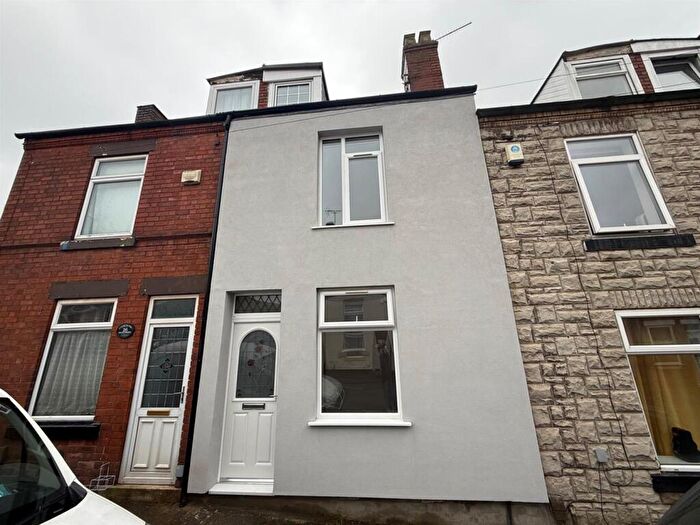 3 Bedroom House To Rent In Kitchener Drive, Mansfield, NG18