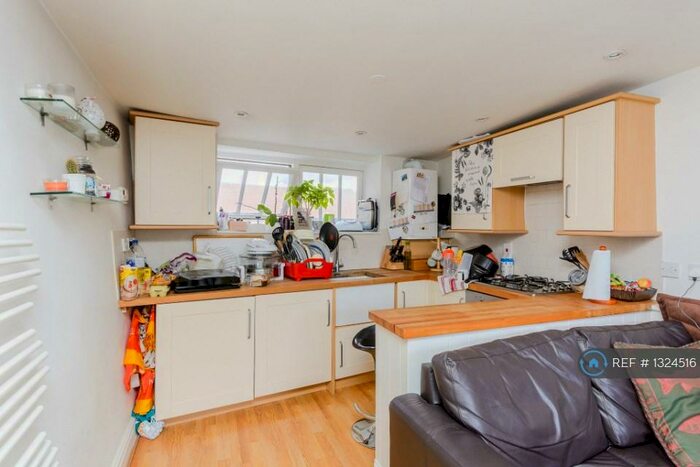 1 Bedroom Flat To Rent In Causeway, Bicester, OX26