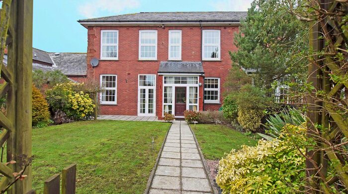 3 Bedroom Barn Conversion To Rent In Rougemont Court, Farm House Rise, Exminster, Exeter, EX6