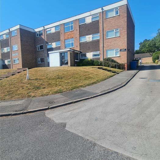 2 Bedroom Apartment To Rent In Clarence Road, Sutton Coldfield, B74