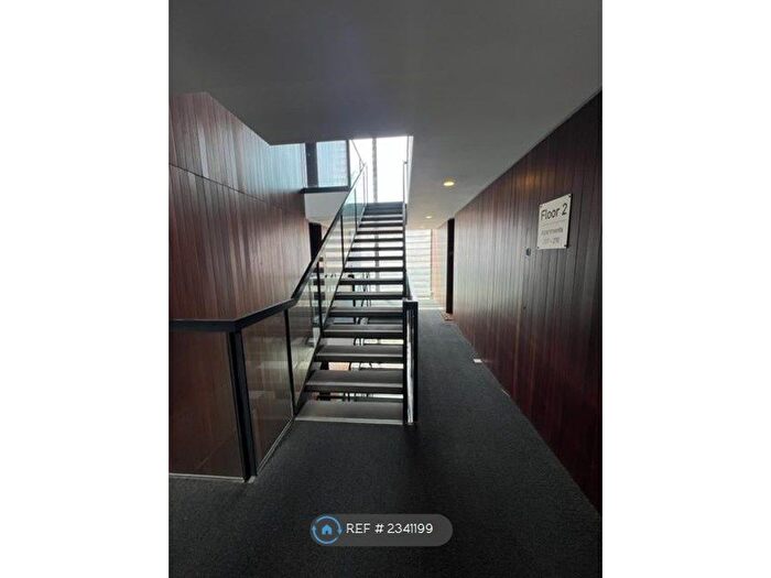 2 Bedroom Flat To Rent In Burton Place, Manchester, M15