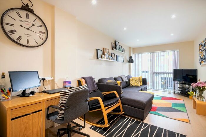 1 Bedroom Flat To Rent In Singer Mews, London, SW4