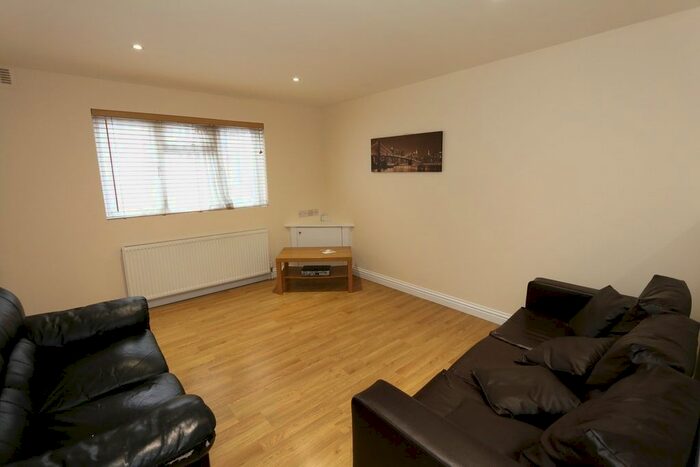 1 Bedroom Flat To Rent In Llanover Road, North Wembley, HA9