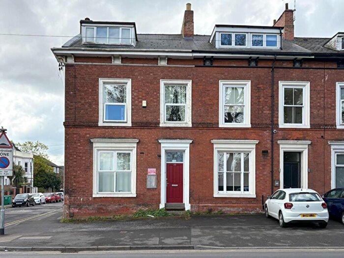 6 Bedroom End Of Terrace House For Sale In Forest Road East, Nottingham, NG1