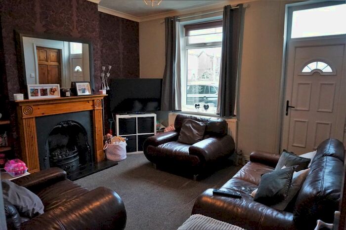 2 Bedroom Terraced House To Rent In Unity Street, Carlton, WF3