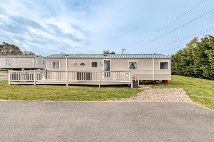 2 Bedroom Detached House For Sale In Butt Lane, Burgh Castle, NR31