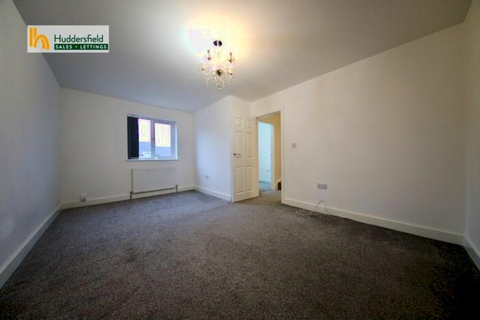 2 Bedroom Terraced House To Rent In Longwood Road, Huddersfield, HD3