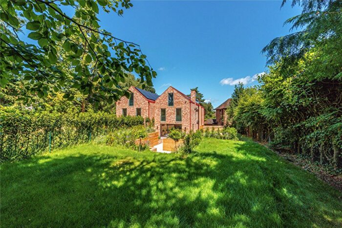 5 Bedroom Semi Detached House For Sale In Loom Place, Radlett, Hertfordshire, WD7