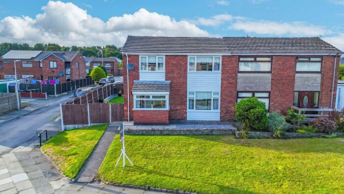 3 Bedroom Semi-Detached House For Sale In School Lane, Chapel House, Skelmersdale, WN8