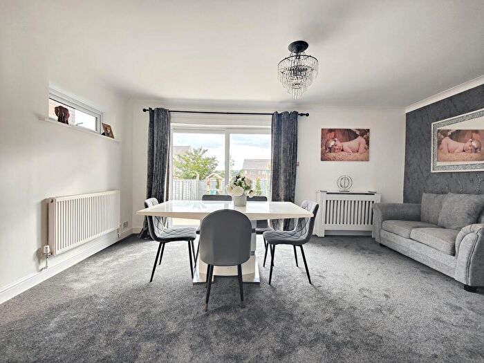 4 Bedroom Detached House For Sale In Swanley Close, Eastbourne, BN23