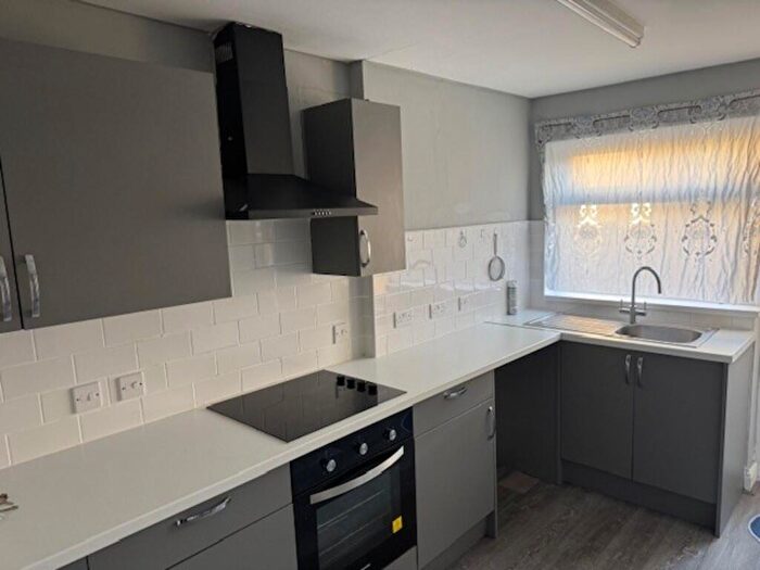 2 Bedroom Terraced House To Rent In Berkshire Street, Hull, HU8