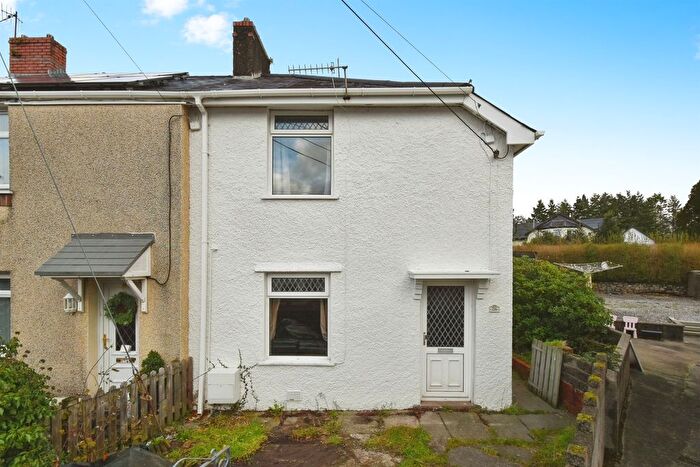 3 Bedroom End Terrace House For Sale In Ynyslas Crescent, Glynneath, Neath, SA11