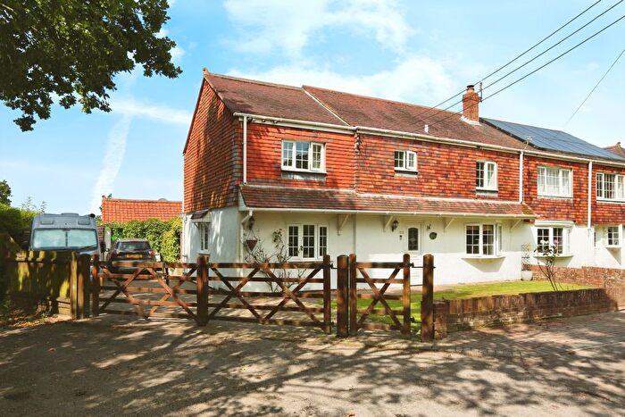 4 Bedroom Semi-Detached House For Sale In Henry Cort Drive, Fareham, Hampshire, PO15